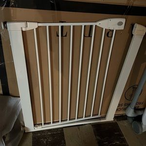 COPY - Munchkin baby gate